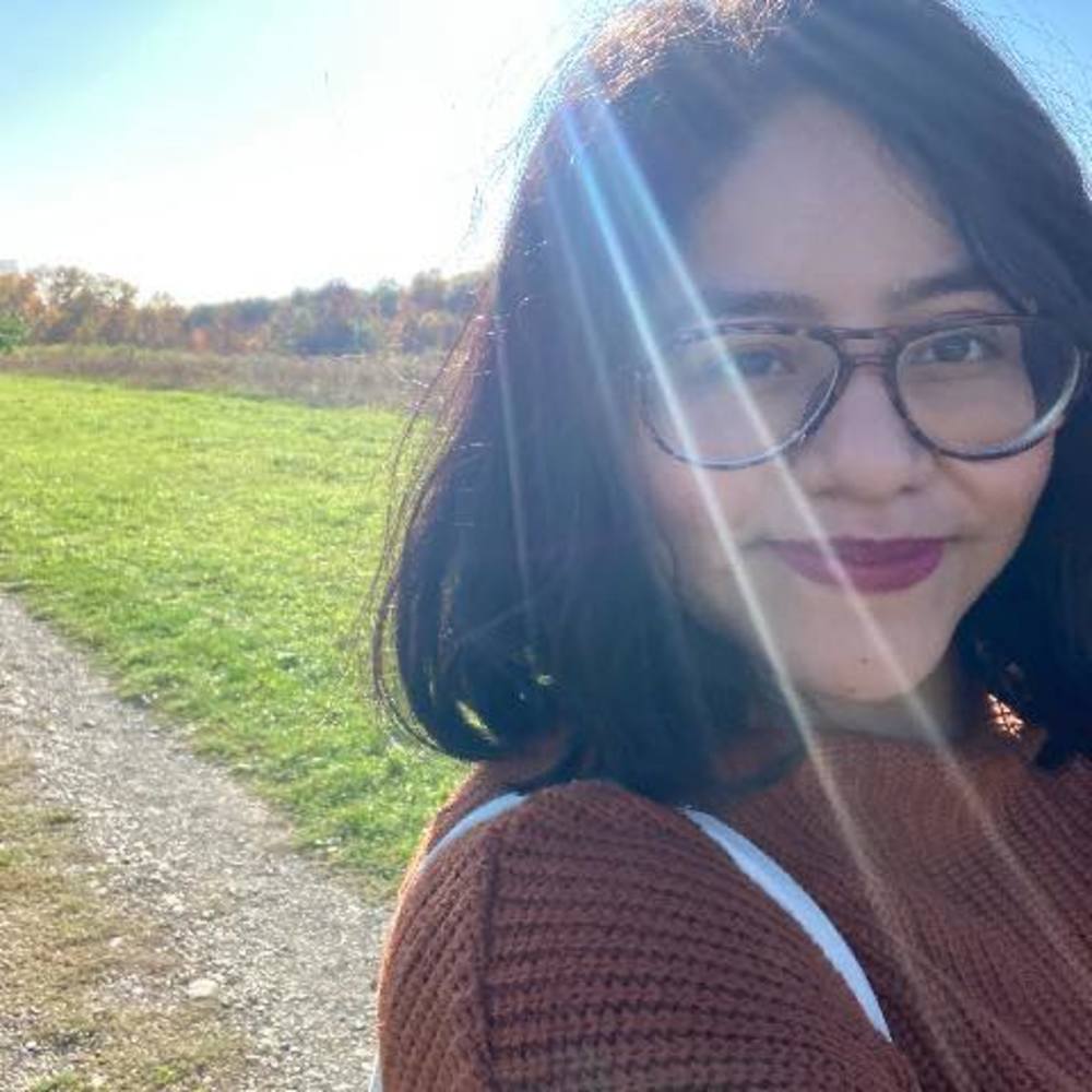 Meet your Posher, Elena